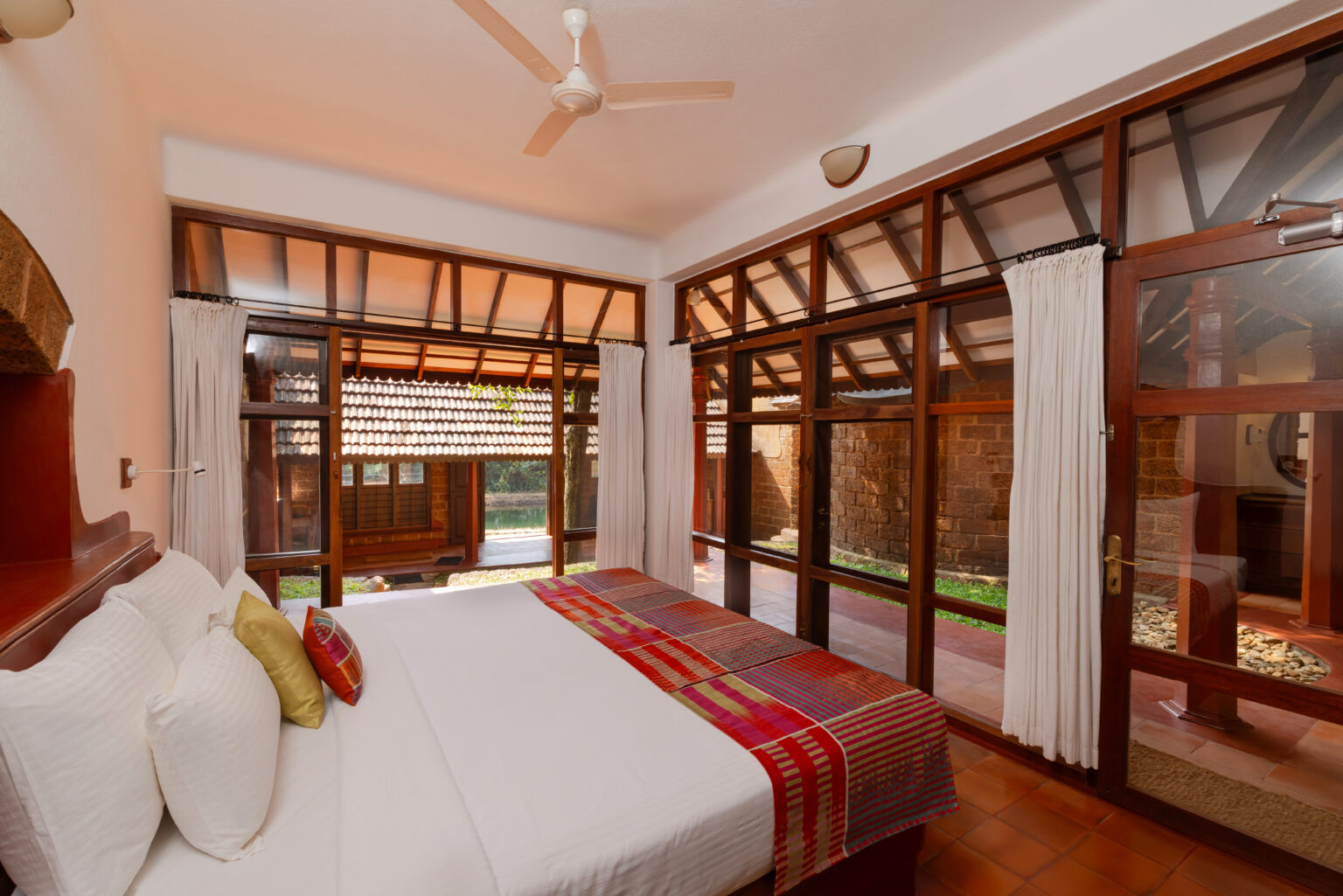 Thomas Tischler Reisen Indien Hotels Goa SwaSwara Zimmer