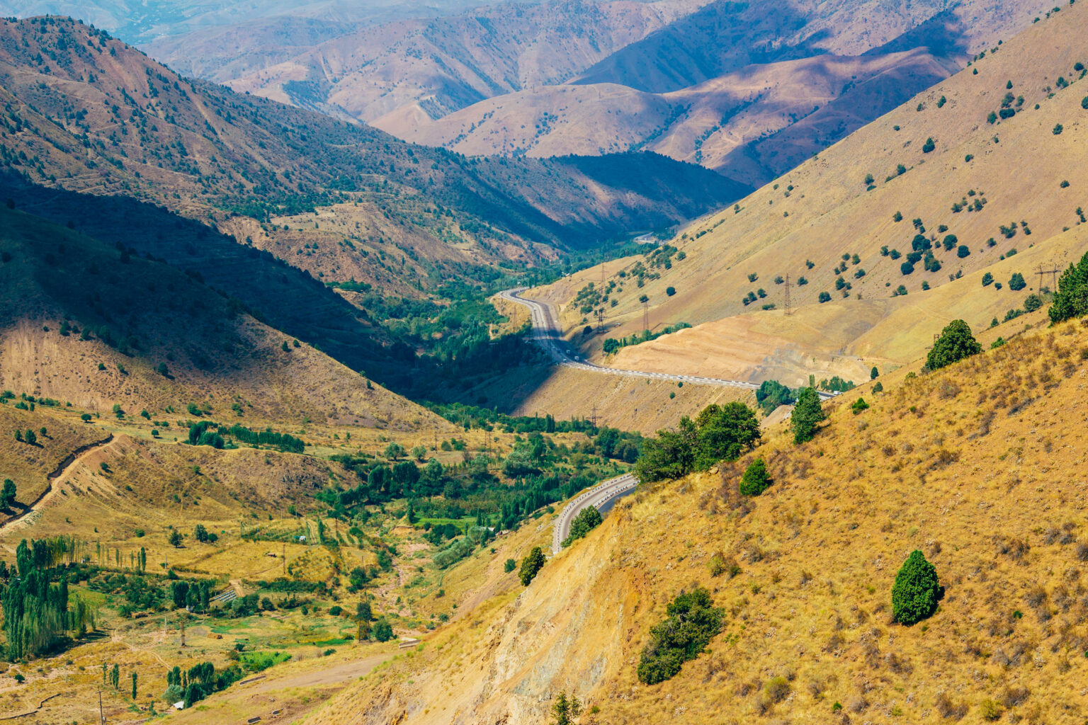 Sunny,Morning,In,Qurama,Mountains,,The,Twisted,Highway,Leads,From