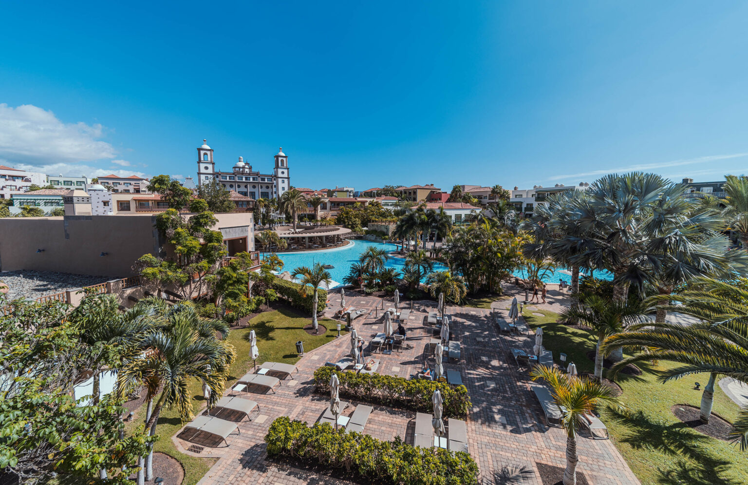 Thomas Tischler Reisen Lopesan Pool