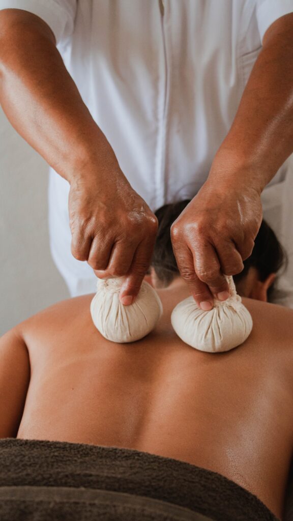 Thomas Tischler Reisen Massage
