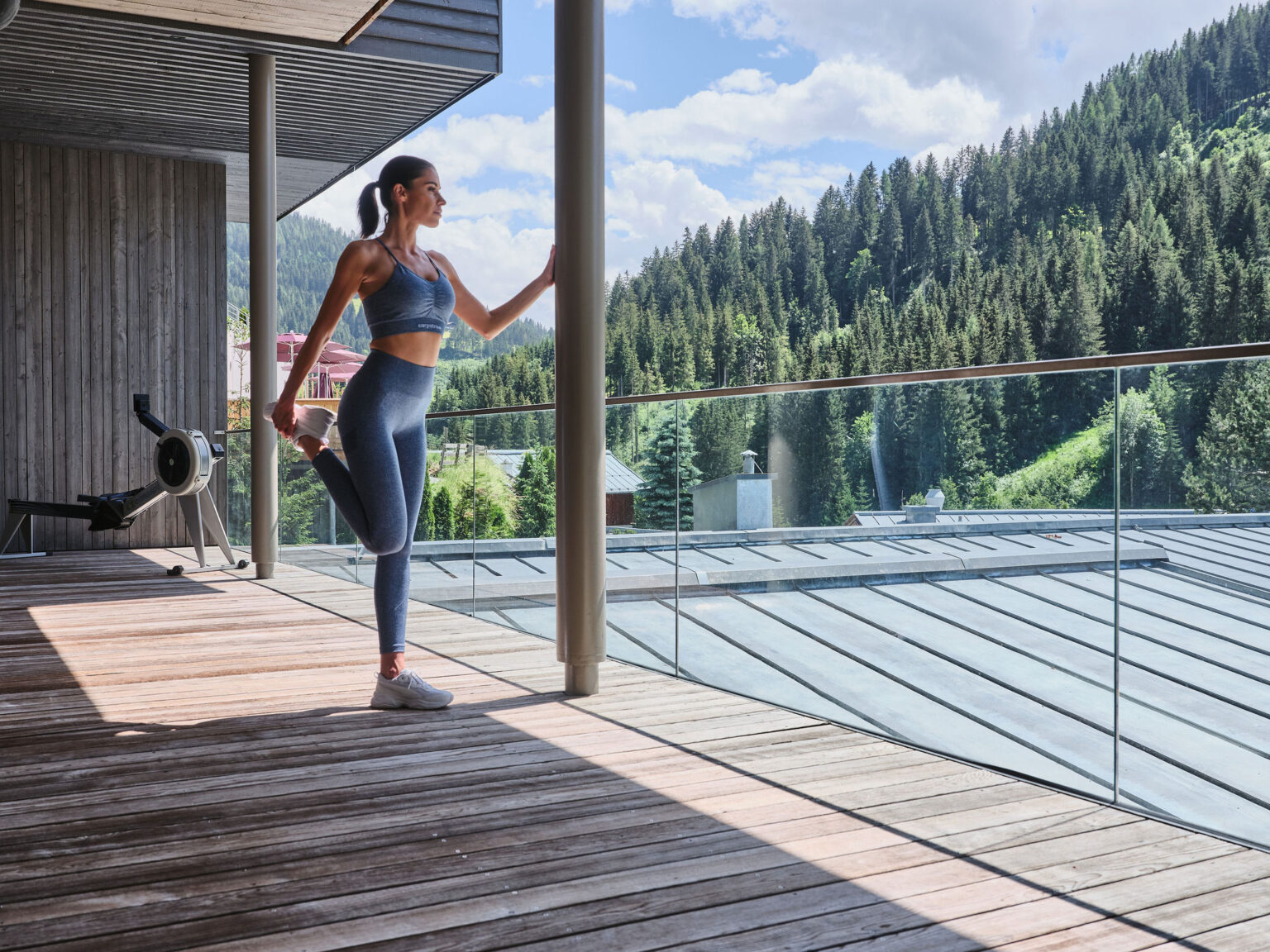 Thomas Tischler Reisen Sporthotel Wagrain Terrasse